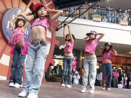 �e�E�j�E�U