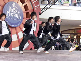 THREE STEP TWO BACK�� 