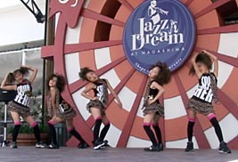 �L�����L���U�G��