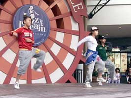 �`���[�~�[